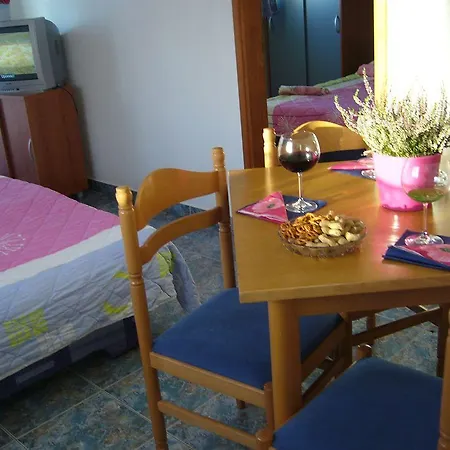 Ana I Apartment