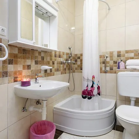 Ana I Apartment Hvar Town