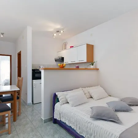 Apartment Ana I