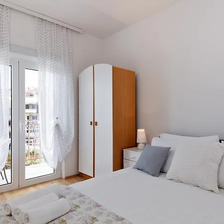 Apartment Ana I *