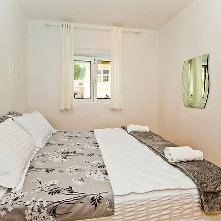 Ana I Apartment Hvar Town