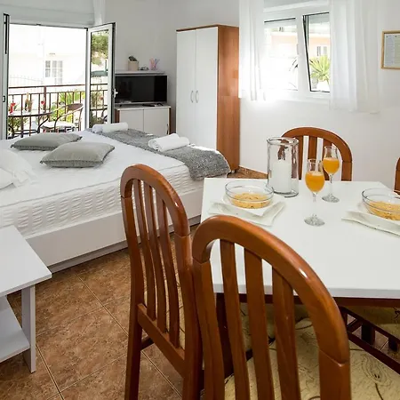 Apartment Ana I *